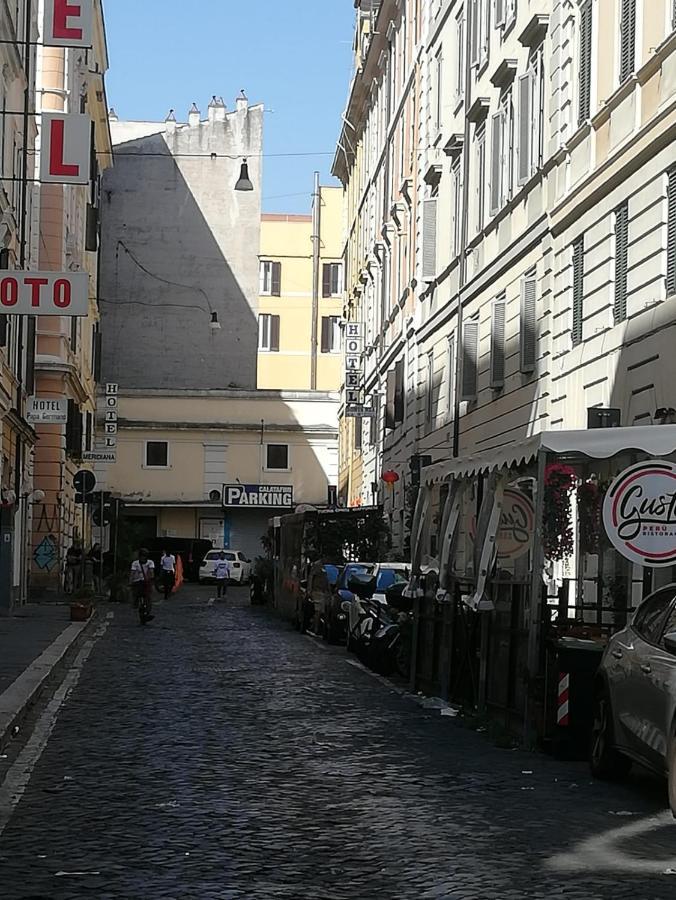Signorina In Rome Hostel Exterior photo